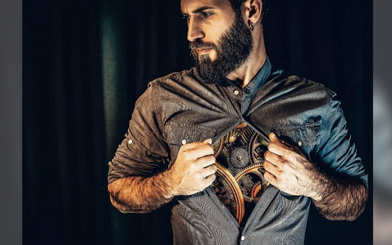 全民錶決　青銅吹響戰鬥風