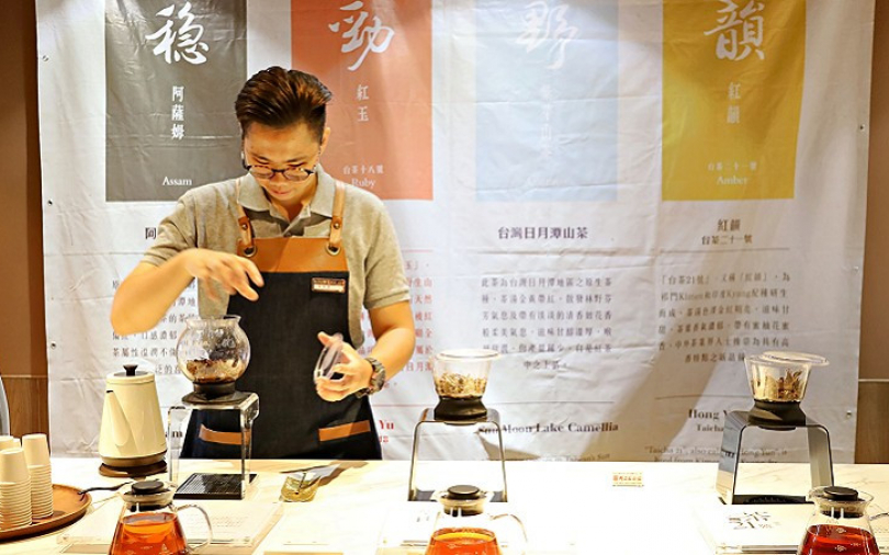 日月潭打卡景點再加一！紅茶文化主題館「HOHOCHA喝喝茶」新開幕