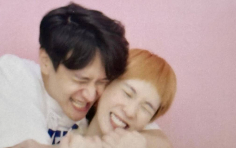 劉冠廷七夕宣布求婚孫可芳！　愛情長跑15年放閃喊：抓到妳了