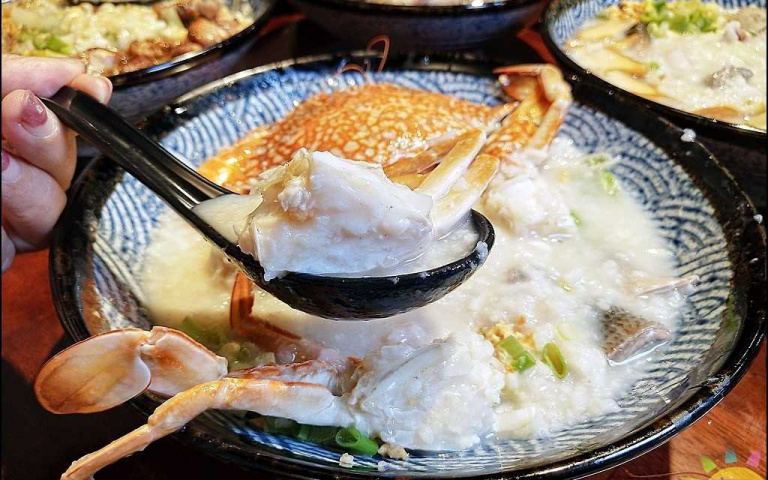深夜就是要來碗超霸氣海鮮粥!整隻花蟹一人獨享 還有來台中必吃的Q嫩炸雞(2)