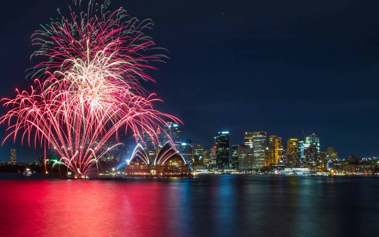 推薦雪梨跨年觀賞地點！燈光秀、原住民表演，還有必訪世界自然遺產！