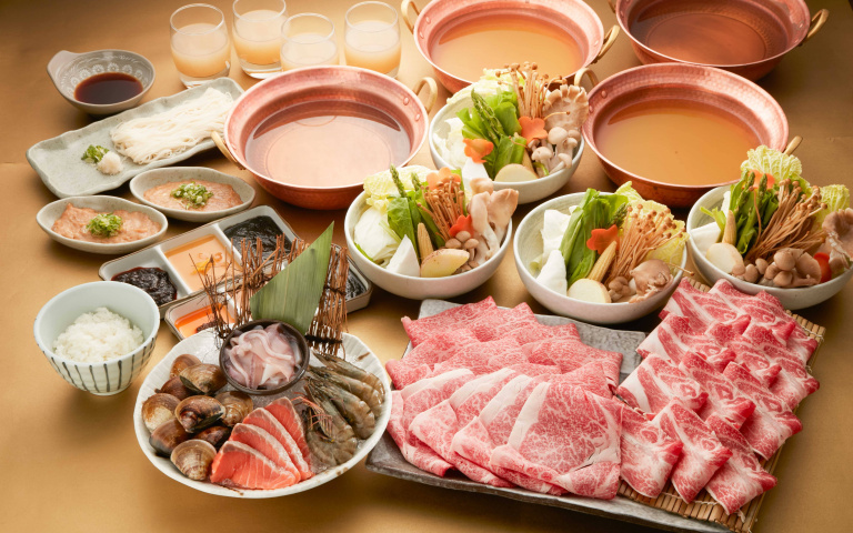 肉品免費增量!日式鍋物「黑毛屋」插旗信義ATT,爽吃日本和牛、伊比利豬!