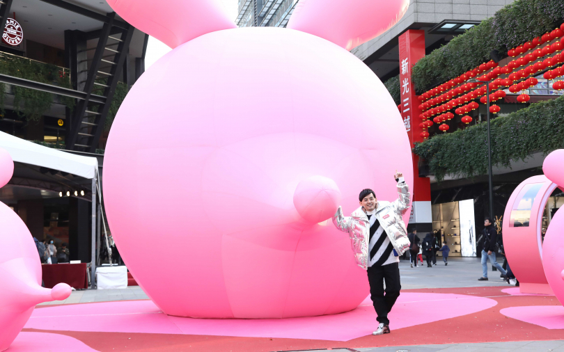 范范從「是在哈佛」到「飆罵狗官」　黃子佼：相信給她上了一課