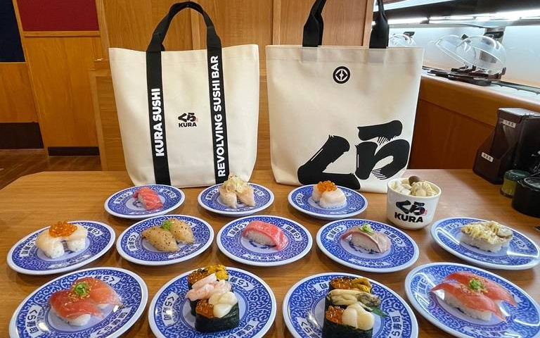 持五倍券就送「KURA托特包」！藏壽司再推7日限定「鮪貝嚐鮮祭」　超大北海道帆立貝、鮪魚大脂必吃