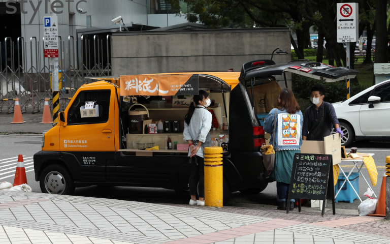 特色餐車3/料旅人行動餐車 三明治、義大利麵藏創意