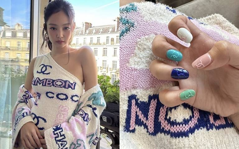 Jennie看香奈兒2023春夏大秀超認真!連指甲也搭配成套彩色小香風 整個人好少女!