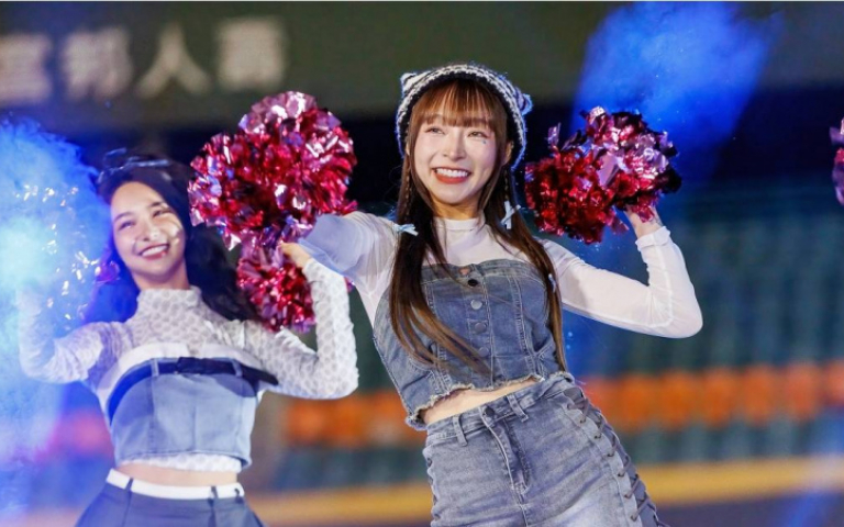 林襄話題不斷穩居第一　吳心緹首度公演緊張到快淚崩