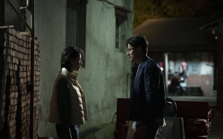 劉書宏拍吻戲羞到傻笑　丁寧不敢揪老公看：怕被發現很享受