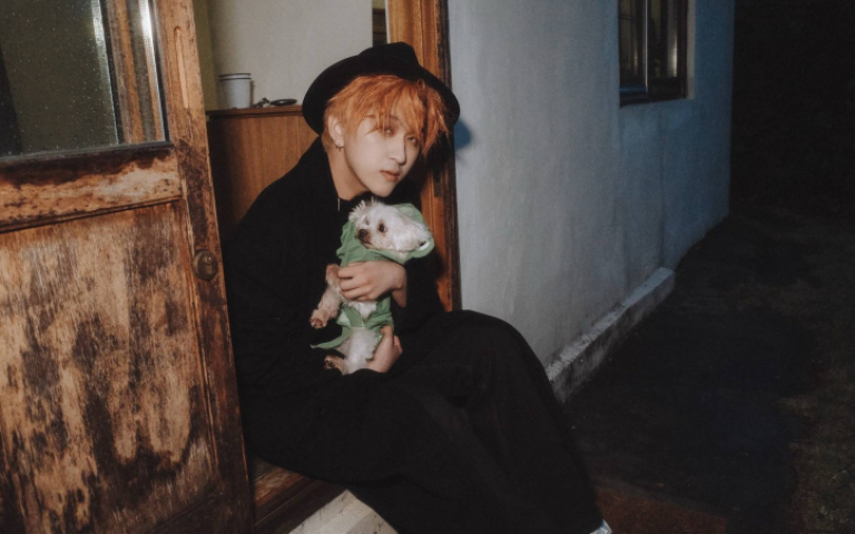 U:NUS吳昱廷赴濟州島拍MV　致敬周杰倫《不能說的秘密》海邊彈琴