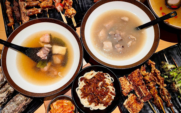 串燒居酒屋也能「呷粗飽」!柒息地推滷肉拉麵、剝皮辣椒雞湯,吃貨快衝!