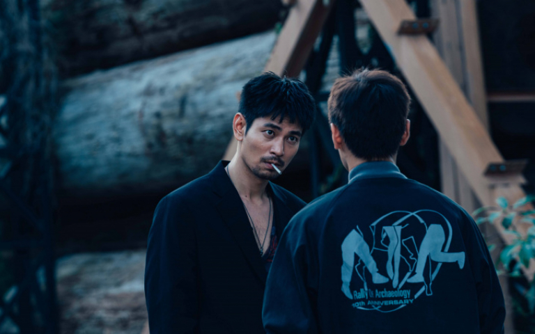 楊子儀演黑道大哥　展癲狂演技「用舌頭熄菸」