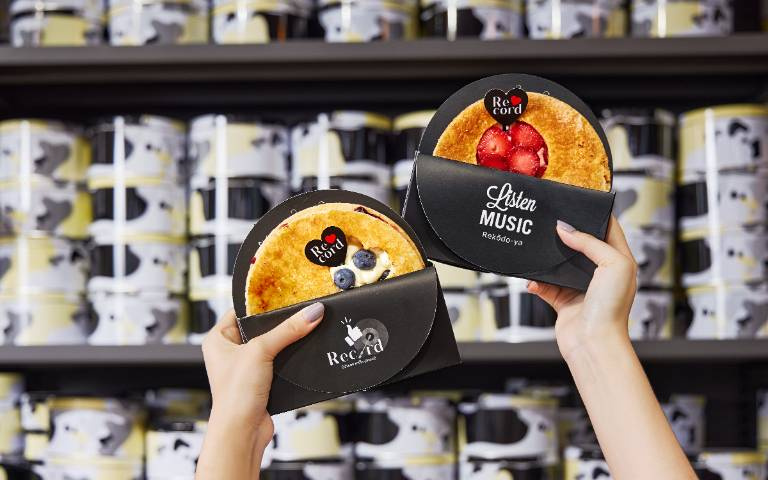 好吃又好拍！人氣打卡甜點「唱片千層酥」快閃林口OUTLET！