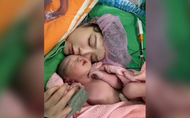 李佳穎生了！首曬母子同框照：我會努力做你的好媽媽