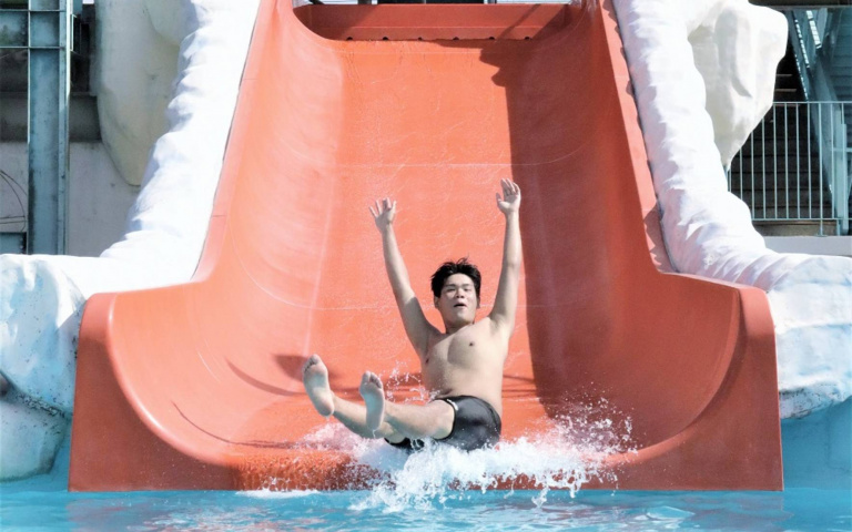 六福水樂園要開放了！「水上泡泡球」首度登場等你來挑戰