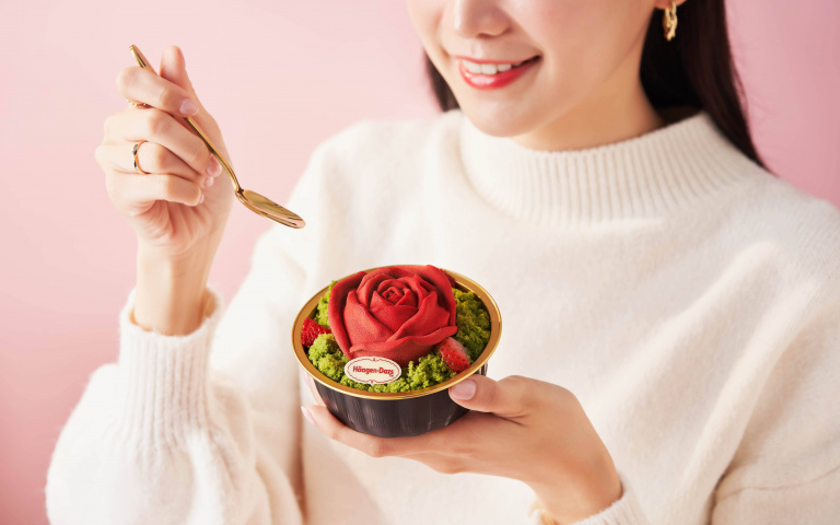 這玫瑰花可以吃！哈根達斯推草莓造型冰淇淋，享門市限定1+1優惠！