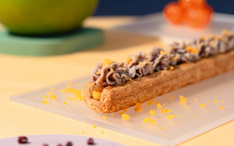 蛋黃酥居然變成25公分！加入水果柚子蹦出新滋味！