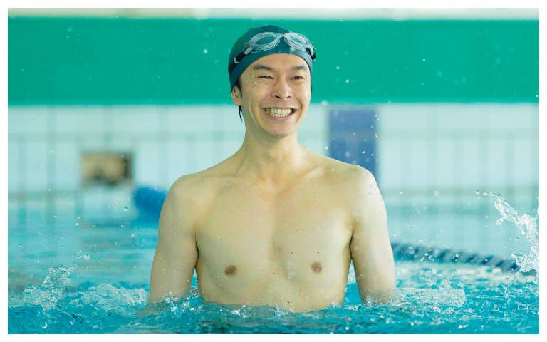 長谷川博己《救救旱鴨子》勤練「倒退嚕」泳技 大讚故事感動人心
