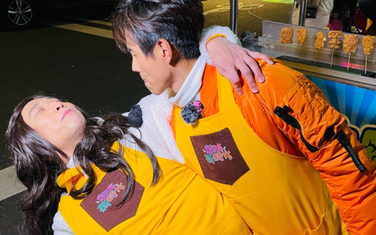 浩子扮女裝深情相望　阿翔嘆：人生太難了