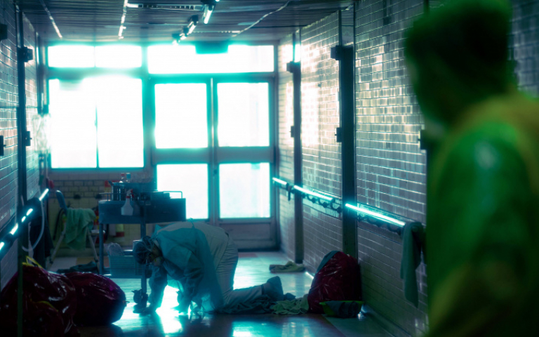 病毒封院引爆生存危機   王柏傑攜手謝盈萱同台飆戲