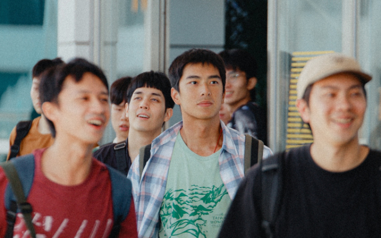 曾敬驊卡詞被老大「教訓」　拍《失樂園》組詐騙男團