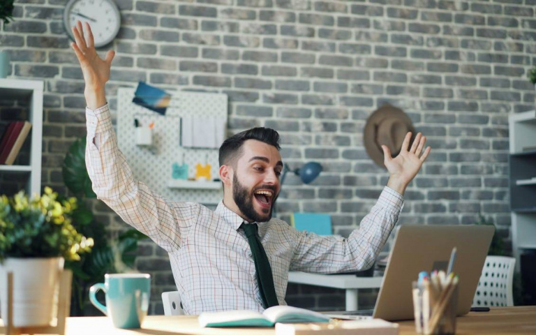 年底逆轉勝！獅子東山再起、天蠍轉型成功　這4星座將迎人生高光時刻