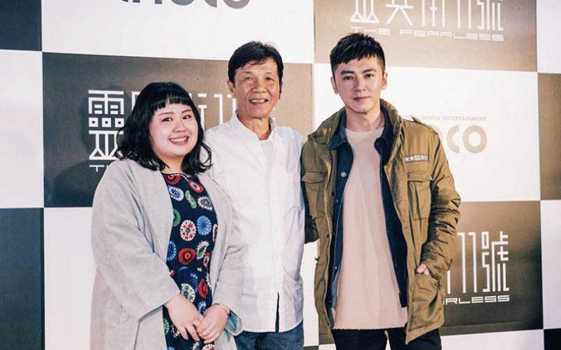 棉花糖女孩穿搭術　大文一眼入手潮爆古著