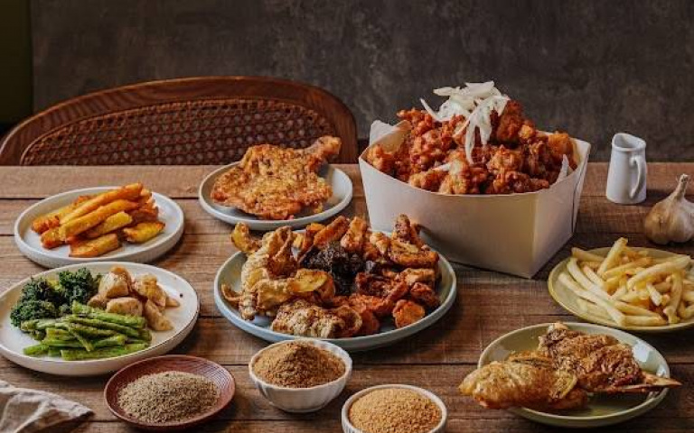 520暖到你荷包裡！暖男炸雞推套餐優惠　炸雞、豬排一次擁有