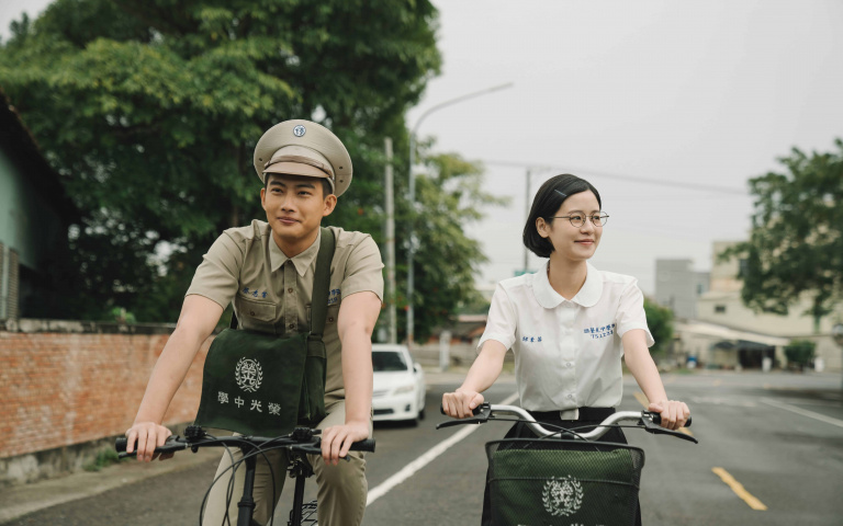 陶晶瑩打學生不手軟?青春片《你在我心上》10/21上映,你還記得那個他嗎?