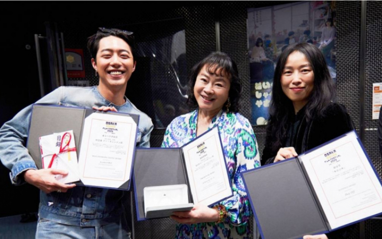 《本日公休》陸小芬大阪電影節獲獎哽咽　柯震東首拿導演獎肯定