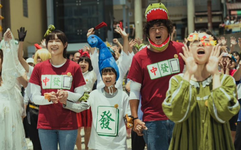 《做工》前進新加坡李銘順回家鄉首映　薛仕凌寫信給天上爸媽逼哭觀眾