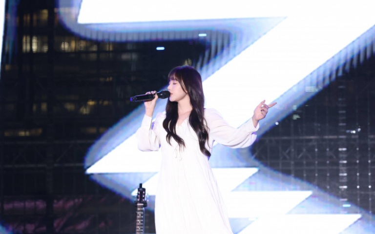 琳誼因五月天吃遍香港　樂搭另類「戀愛巴士」