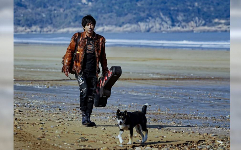 三鐵冠軍傷後意外入歌壇　黃品源獲金鐘、金馬雙獎肯定