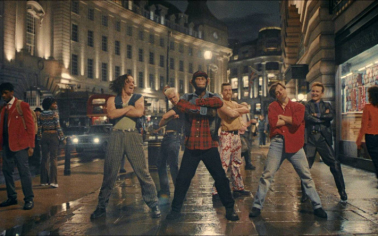 男團前輩歷經偶像黑暗時代　羅比威廉斯《更好的人》傳奇演出曝光