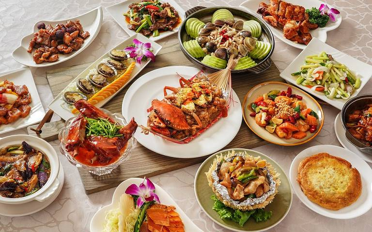 疫情升溫「宅慶祝」母親節,Uber Eats 推老饕級餐廳多人套餐及視覺系蛋糕,新用戶免運再享5折!