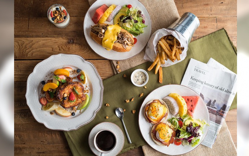 用小確幸早午餐當鬧鐘！ 其中一間還有咖啡紅茶無限續杯丶松露薯條吃到飽