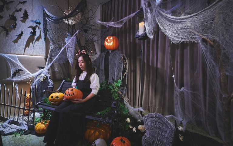 開箱飯店神秘禁地！「血紅腦袋瓜濃湯」你敢吃嗎？