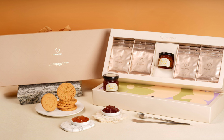 「這個」加奶油薄餅有夠搭！甜點品牌聯名果醬餅乾禮盒，打造全新吃法！