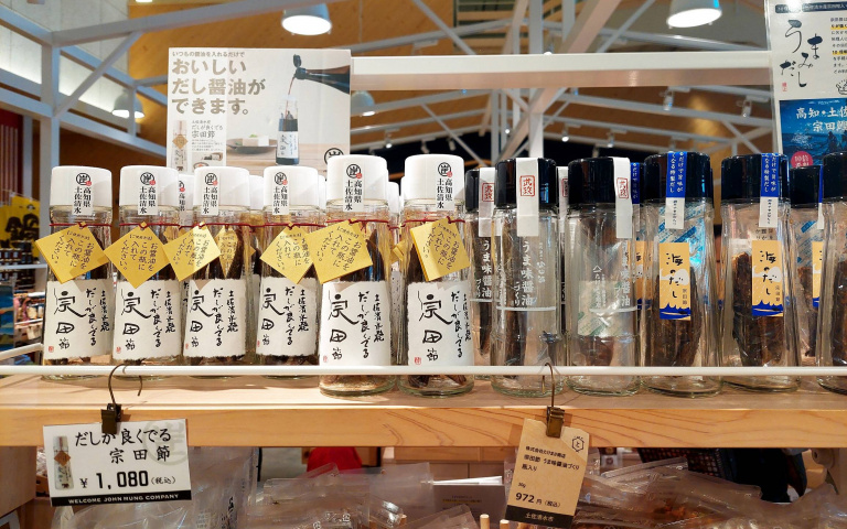 慢遊四國高知6／推薦伴手禮清單　鰹魚、柚子系列莫錯過　賣萌吉祥物周邊超欠買