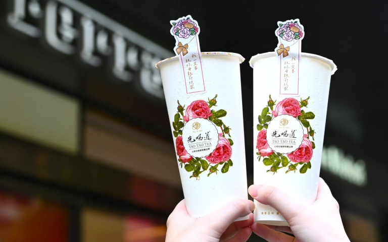 媽媽必喝!手搖飲品牌2杯英式玫瑰鮮奶茶99元優惠價!