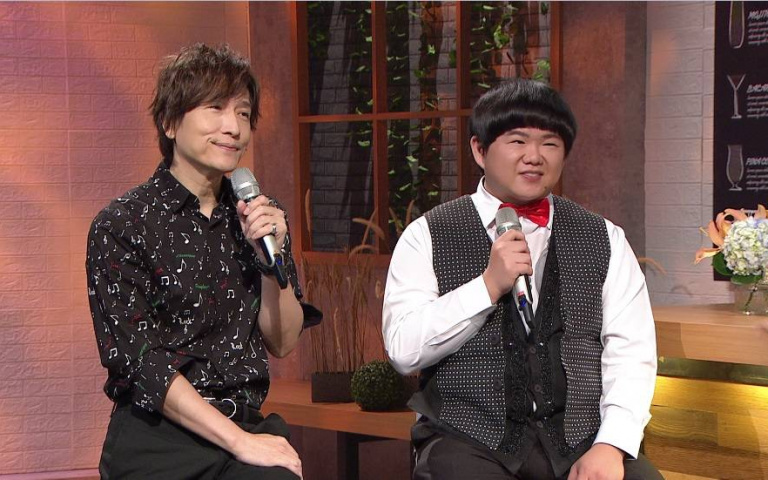 小胖林育羣自豪「脖子短」 天生短聲帶唱出破億神曲