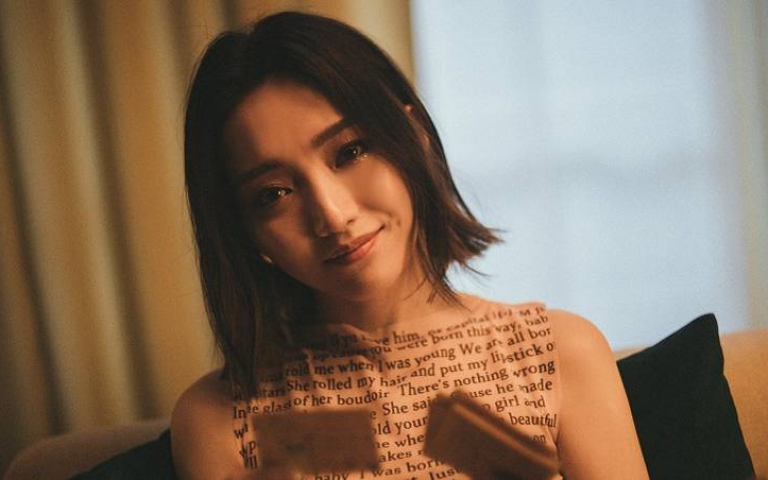 閻奕格感性揭赤裸內心　哭到脫妝認自己不完美