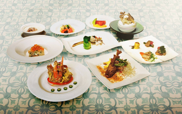 餐廳推台灣在地美食！日月潭紅茶雞、烏魚子、萬里蟹多道美食開吃！