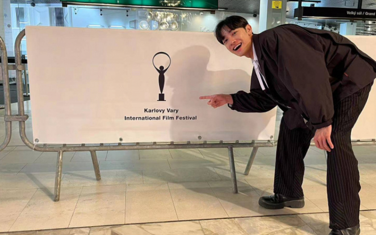 曹佑寧、劉修甫捷克喝溫泉水曝神秘口感     《刺心切骨》進軍國際重逢舊友