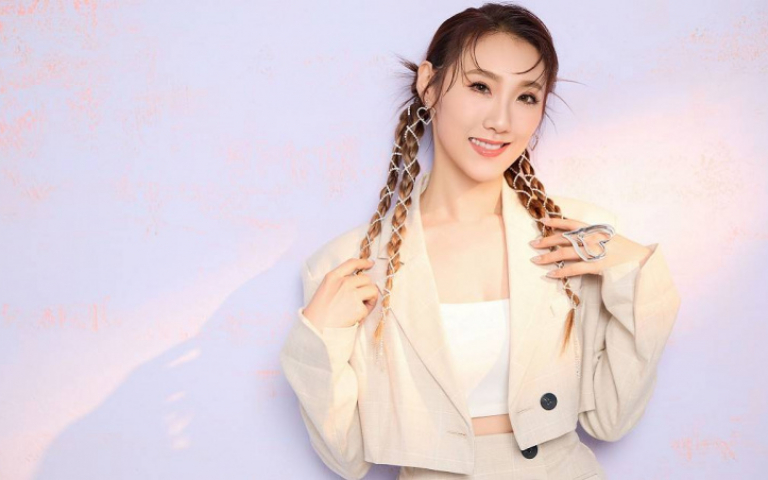 謝金晶挑戰100跳 痛到抽筋無法走路