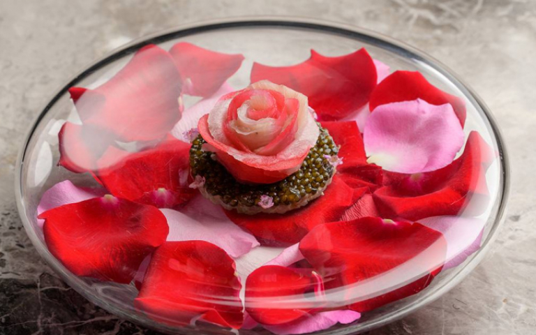 情人節放閃2／星級餐酒浪漫搭、可以喝的香水隨身戴　以佳釀為感情升溫