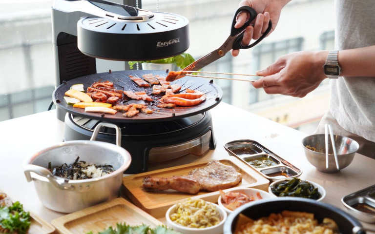 秒飛韓國吃烤肉！「燒桶子 韓食烤肉」新開幕，牛五花、白冠豬免費吃！