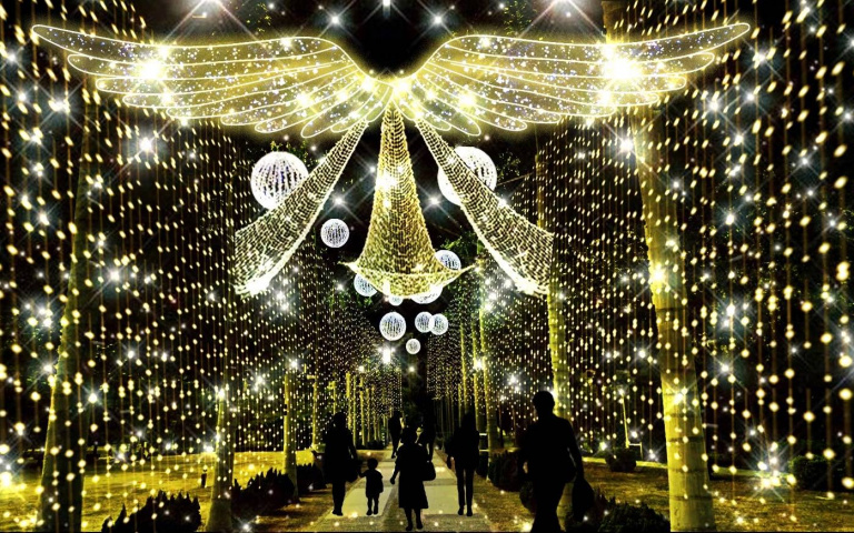 20公尺耶誕樹加上240秒花火　港都從耶誕到跨年一路玩到嗨