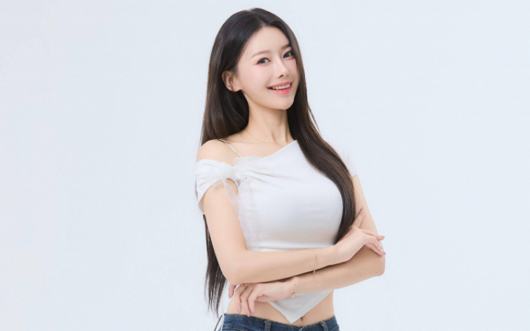 啦啦隊女神李雅英首開台灣專場　寵粉喊話：想親口謝謝大家