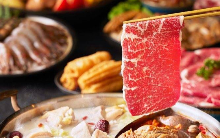 和牛、海鮮吃到飽!王品「嚮辣」台中旗艦店登場,開幕4人8折、加碼抽全桌免費!