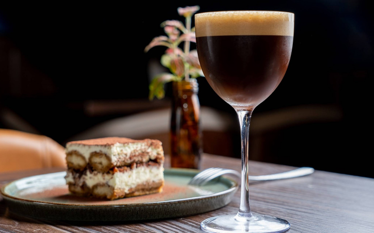 微醺風城1／集調酒、咖啡、花藝於一身　體驗inBush從白晝到夜晚的三重魅力